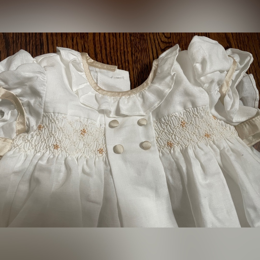 La Coqueta Ivory Santina Smock Ceremony Baby Girl Set, Size 12M, NWT